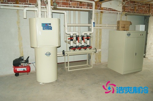 图示:六玄网132432牌冷库专用控制箱